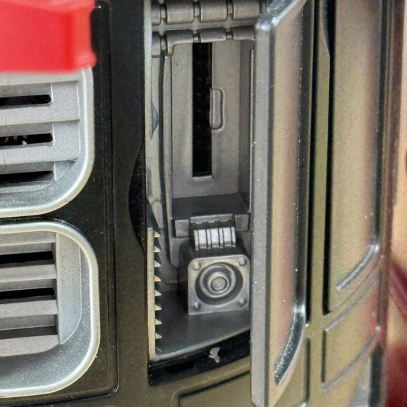 Droid Depot Astromech Red Black Star Wars Galaxy's Edge NO REMOTE NO CHIP - Picture 8 of 13